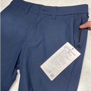 New Lululemon men Commission Classic-Fit Pant 30" *Warpstreme size 28 True Navy